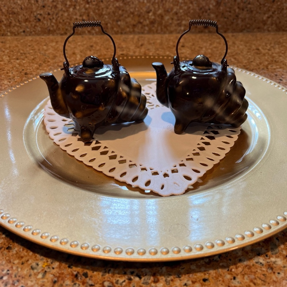 Vintage Brown Teapot Salt and Pepper Shakers in shape of Conch shell